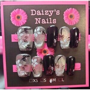 Medium Size Press-on Nail 10Pc Set Handmade Squoval Black Floral 2.0 Cm Length